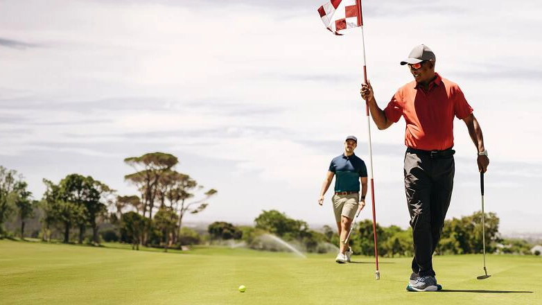 Golfing event